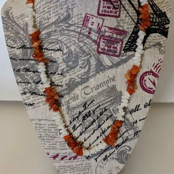 Vintage Carnelian Agate & Moonstone Chip Necklace - Picture 5 of 5